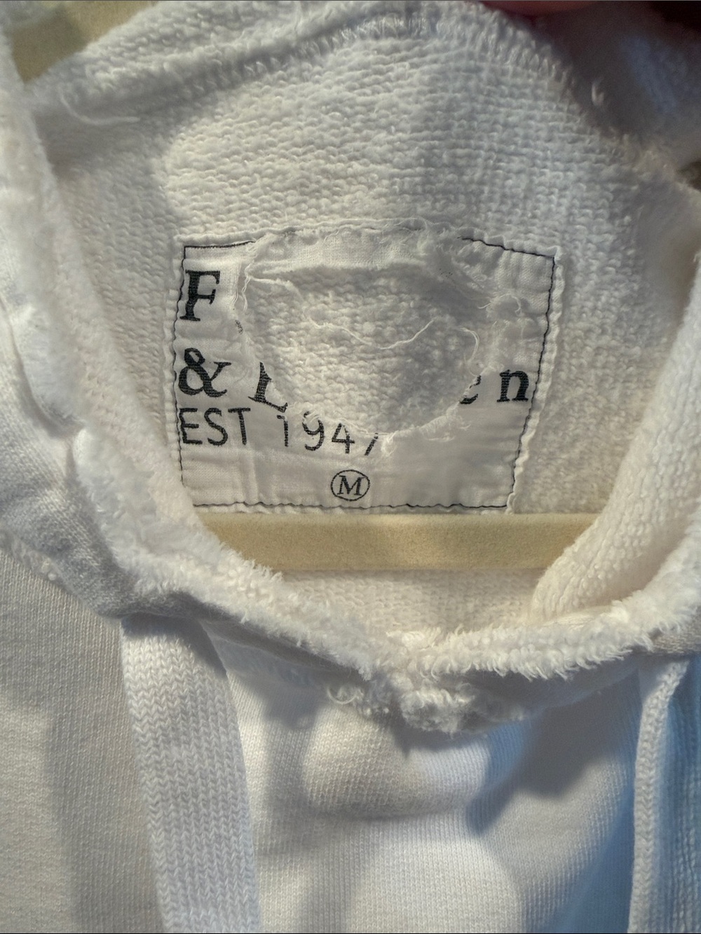 Frank & Eileen Kane Capelet Hoodie in White - Picture 9 of 12